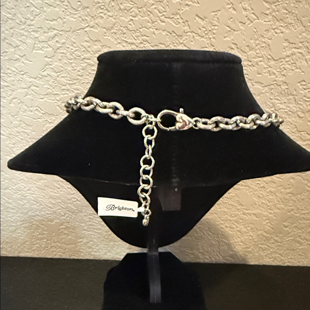 🩷 Brighton One Heart Necklace NWT $ 148 - Picture 2 of 3
